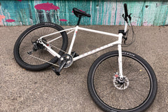 Fairdale Weekender Nomad MX (Gloss White in M-L)