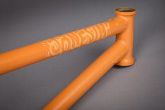 BSD Jonesin' Frame (Apricot)